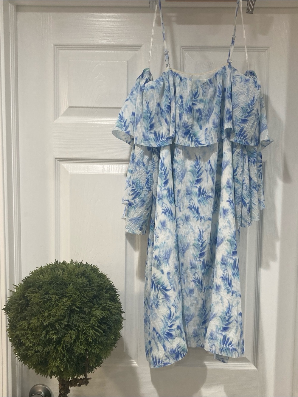 Elliatt Blue and White Floral Off-Shoulder Dress